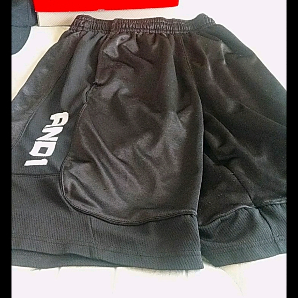 ANDI dri fit shorts $28 Sz Sm 22x11 in + free hat